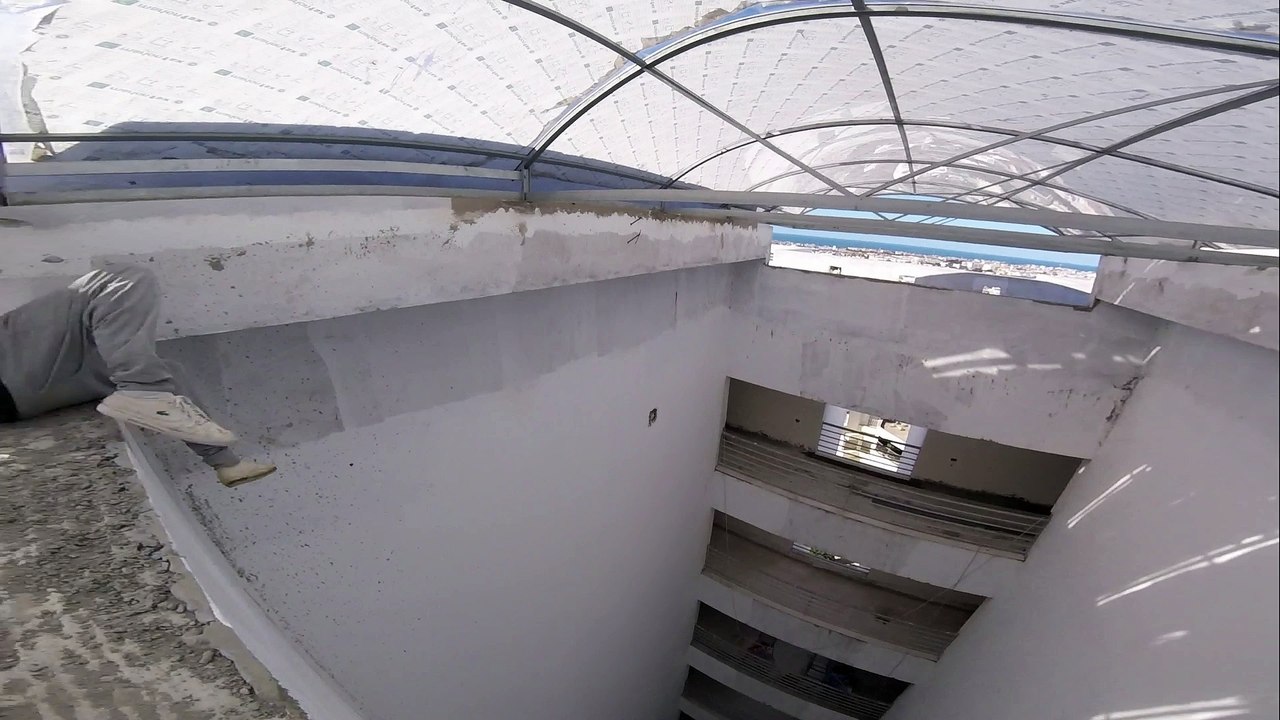 Ninja Warrior Stunts on Beam