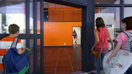 Room to Room   Motel 6 Commercial 2015