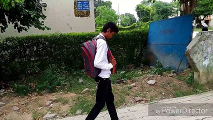 (Hdvidz.in)_Science-VS-Commerce-Students