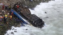 عشرات القتلى جراء  تصادم حافلة وشاحنة في بيرو
