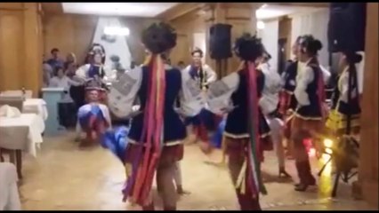 Dans ucrainean la Hotel Best Western Gura Humorului, Suceava, Romania