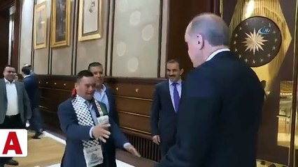 Cumhurbaşkanı Erdoğan, Down Sendromlu Filistinli Muhammed et-Tavil kabul etti