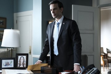 The Magicians Season 3 Chapter 1 [S03E01) "The Tale of the Seven Keys"