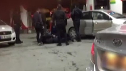 Akaryakıt İstasyonunda Nefes Kesen Hırsızlık Operasyonu Kamerada
