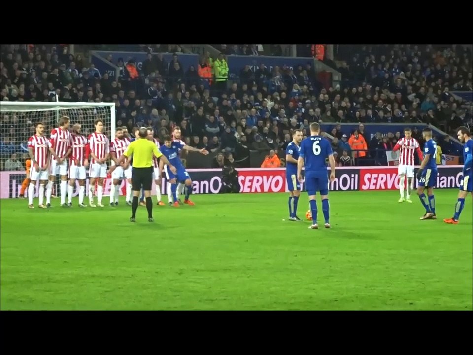 Robert Huth free kick