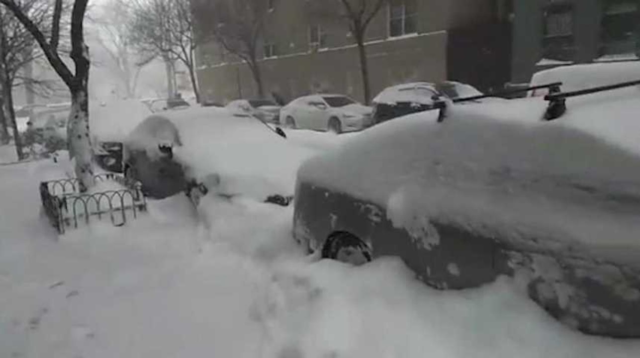 Le blizzard qui s'abat sur la côte Est des États-Unis en images