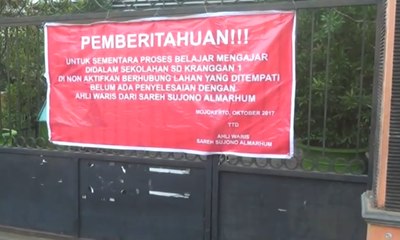 Sebuah Sekolah Disegel Akibat Sengketa Lahan
