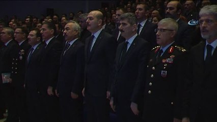 İçişleri Bakanı Soylu: "Sınırlarımızda Ciddi Bir Baskı Var. Bunu Tek Başına Göğüslemekle Mükellefiz"