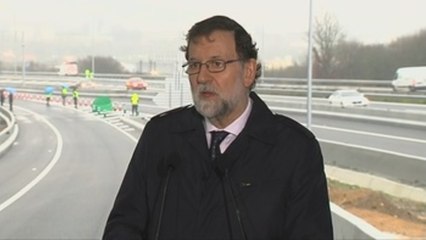 Rajoy espera "sensatez" en Cataluña para disipar único riesgo de la economía