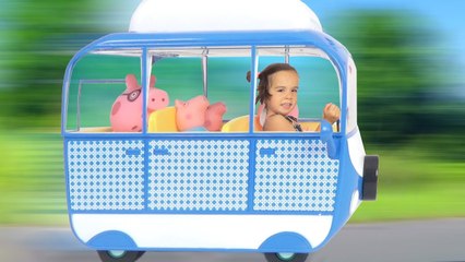 Nouveau CAMPING CAR et BARBECUE avec la FAMILLE PEPPA PIG - Démo Jouets