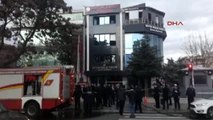 Ankara'da Büyük Birlik Partisi Genel Merkezinin Bulunduğu Binada Yangın Çıktı-2