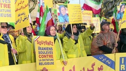 Iran: manifestation à Paris des Moudjahidine du peuple