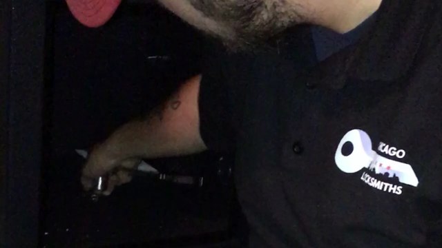 Chicago Locksmith | Safe Installation Chicago | 312-878-2715