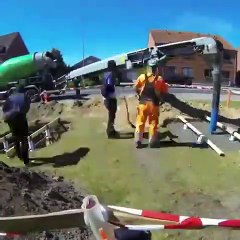 Deux grands trous et du béton va vous donner une statut de visage artistique !
