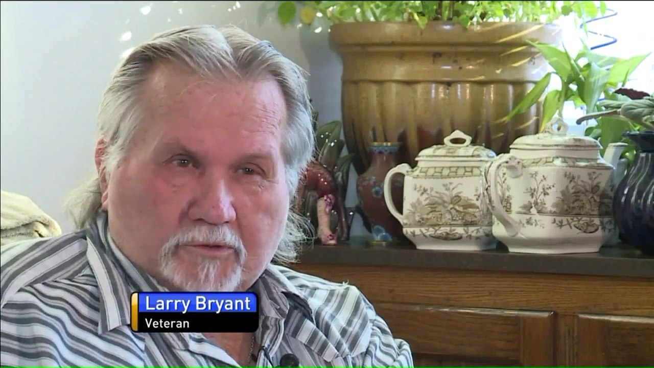 Veteran Hoping to Visit Grave of Father Who Die...