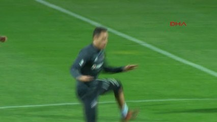 Beşiktaş'ın Yeni Transferi Vida, İlk Antrenmanına Çıktı