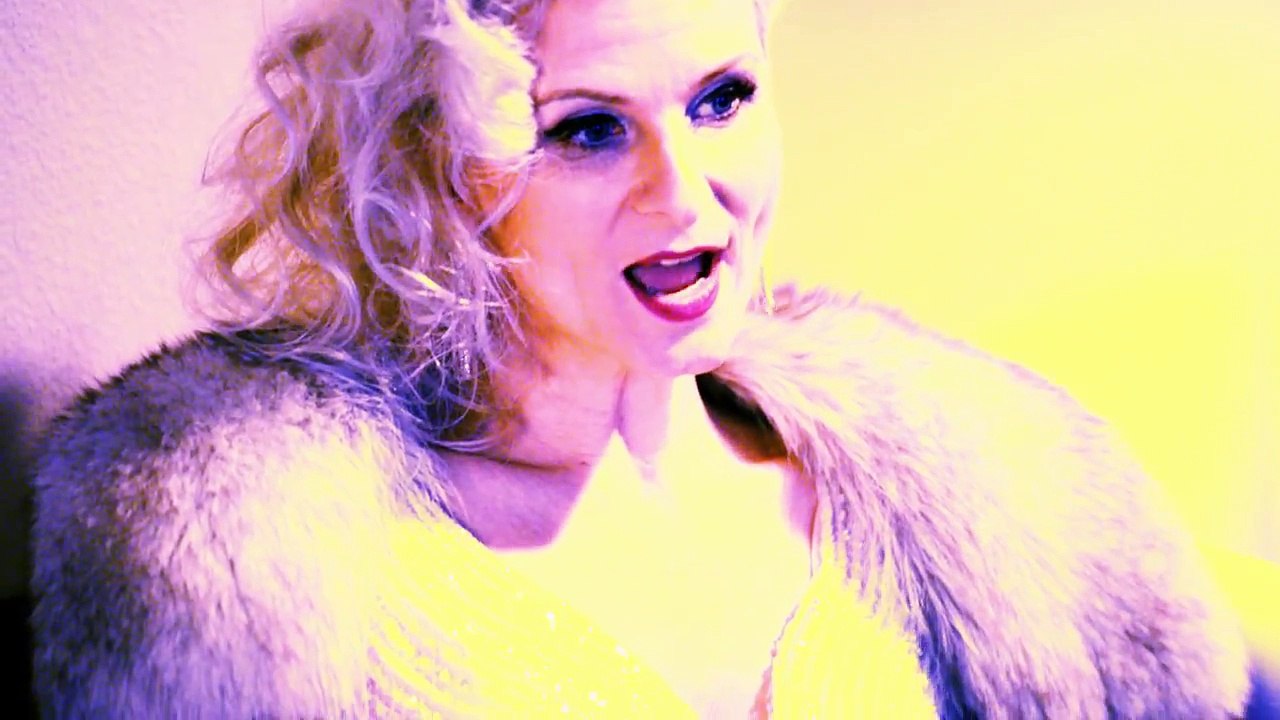 Anches Alexa - HIM - official video