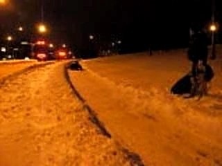 luge nocturne sur trottoire à Trois Rivières