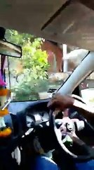 เด็กน้อย ขับกระบะเซอร์ไพร์สาวๆ