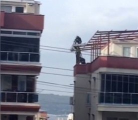 Tedbirsiz Çalışan İşçiler Yürekleri Ağza Getirdi