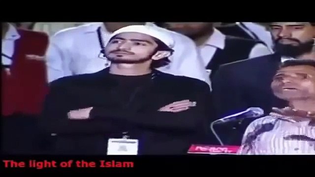 Angry Hindu Pandit VS Dr Zakir Naik One Of The Best Conversations 2017