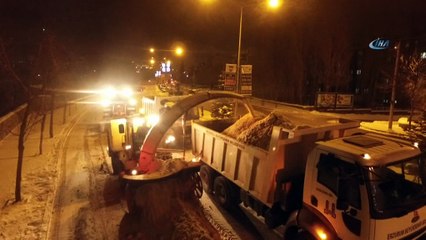 Erzurum’da karla mücadele çalışmaları havadan görüntülendi