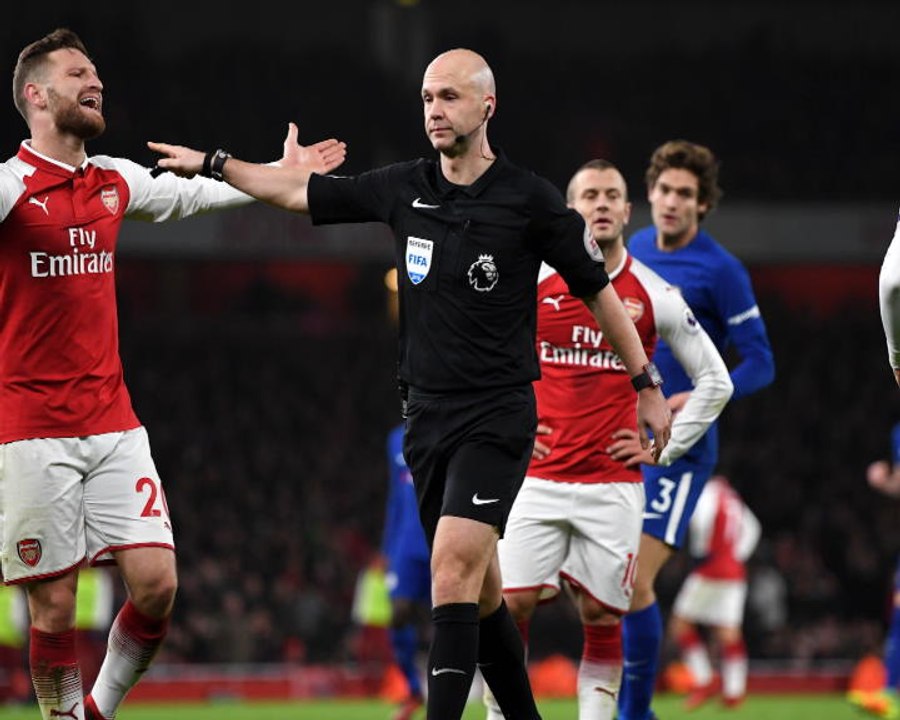 Wenger will '100%' contest FA charge over referee comments
