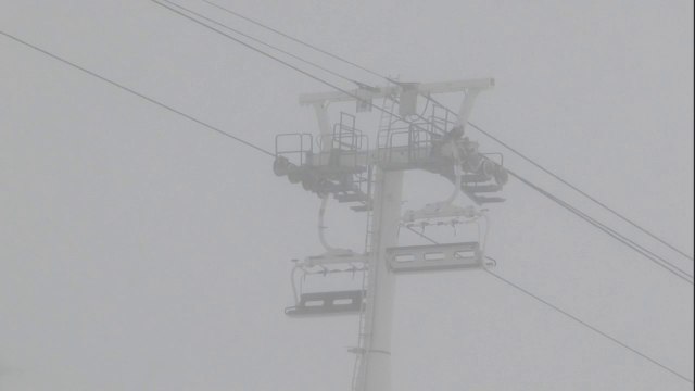 Tempête Eleanor: à Val Thorens, les skieurs contraints au confinement
