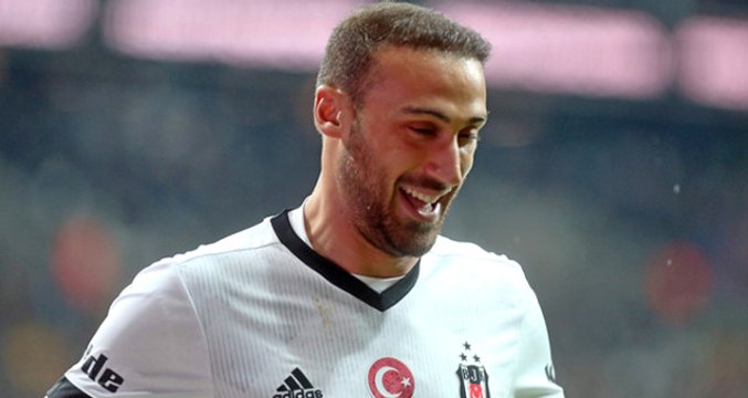 Beşiktaş, Cenk Tosun'u 27 Milyon Euroya Everton'a Gönderdi