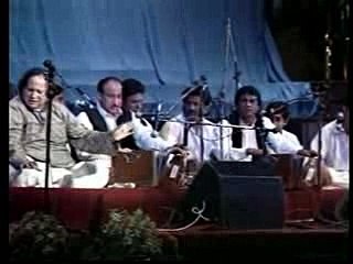 Ye Tarq-E-Taluq Ka Kia Tazkara Hai- Nusrat Fateh Ali Khan - YouTube