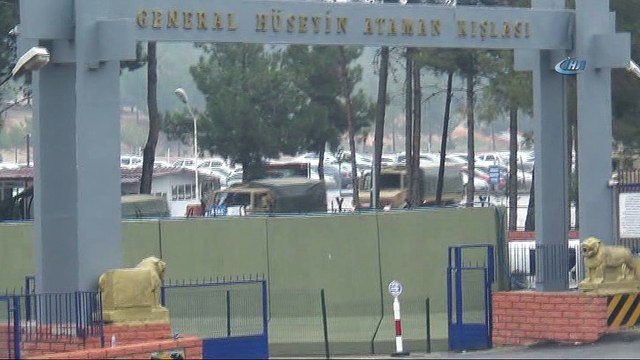 Afrin operasyonu öncesinde sınıra askeri sevkiyat hızlandırıldı