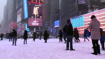 Gece başlayan kar yağışı hayatı olumsuz etkiliyor - NEW YORK