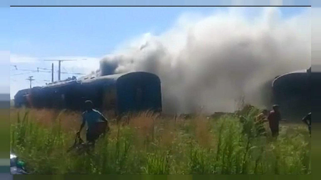 Varios muertos y numerosos heridos en un accidente de tren en Sudáfrica