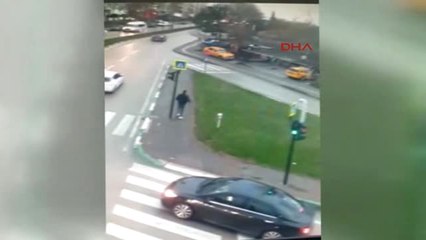 Bursa Sürücüyü Yaralayıp Kaçtı, Düşürdüğü Lahmacun Poşetinden Yakalandı