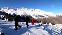 Şehit Fethi Sekin Anısına Küpe Dağı'na Tırmandılar