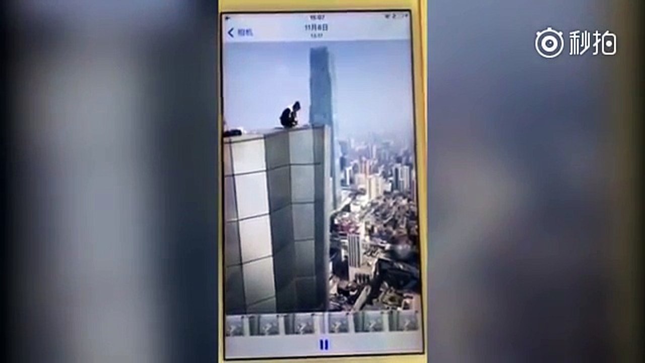 Chinese daredevil dies after stunt from high-rise goes wrong