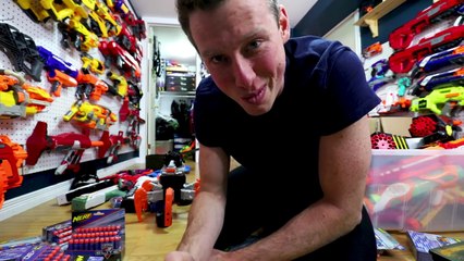 NERF GUN ARSENAL WITH OVER 300+ BLASTERS!