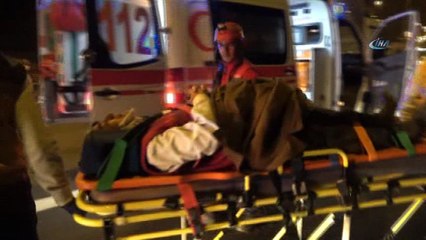 Otoyolda ters yöne giren otomobil kamyonla çarpıştı: 1 yaralı