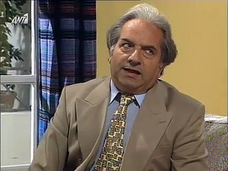 Διπλανή πόρτα E03