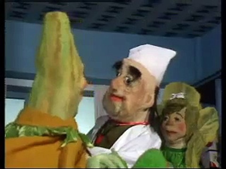 Froutopia S3xE18 Oi Skoupidontenekedes