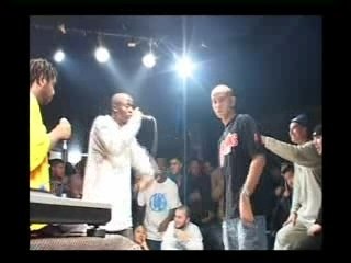 DEGAINE TON STYLE AUX ULIS