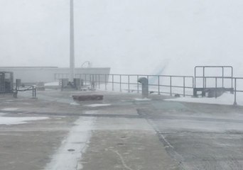 Blizzard Forces Shutdown of New York City Airports
