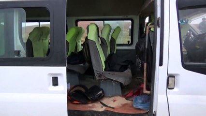 Öğrenci Servisi İle Otomobil Çarpıştı: 1 Ölü, 15 Yaralı