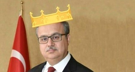 Mersin Valisi Okulları Tatil Etti, Sosyal Medyada 'Kral' İlan Edildi