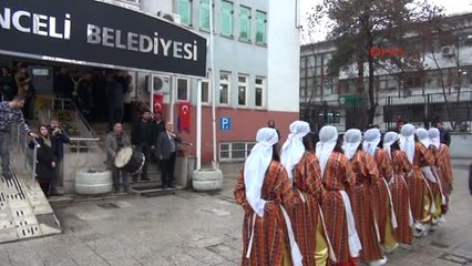 Tunceli'de Taşeron İşçilerin Kadro Başvurusu Halayı