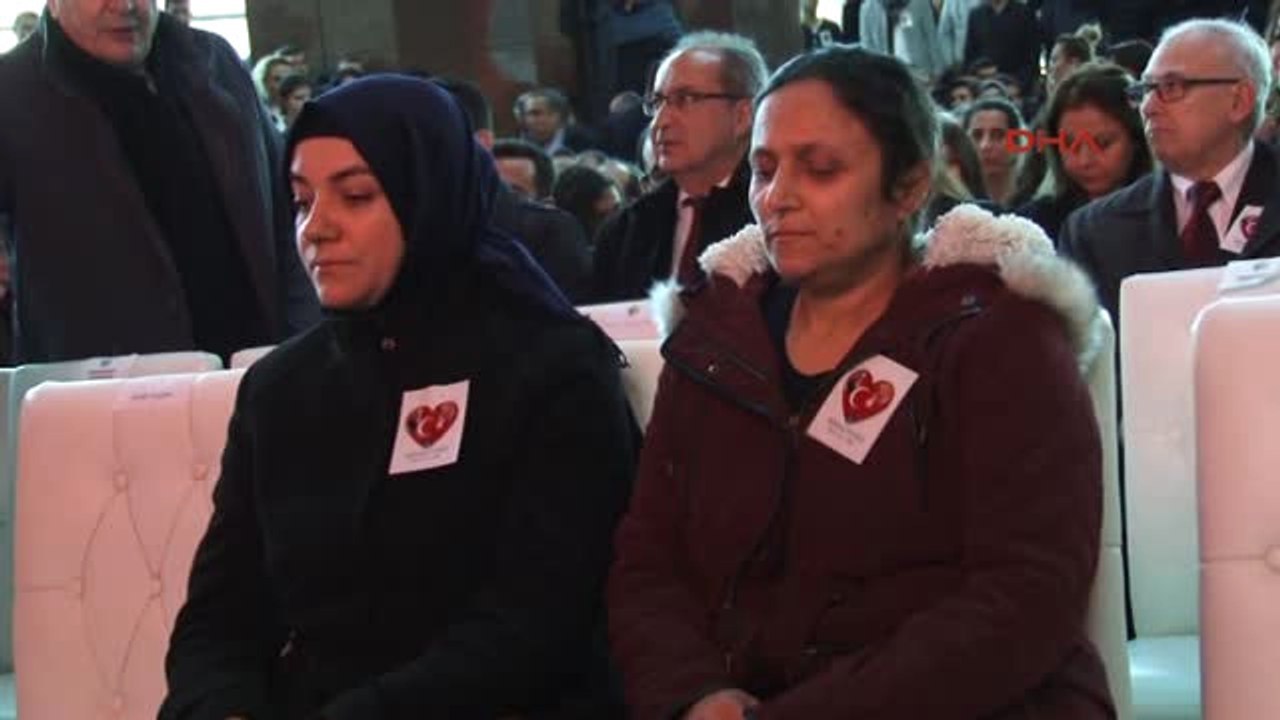 İzmir Kahraman Polis Memuru Fethi Sekin Anıldı