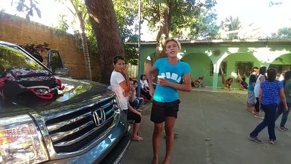 Que paso entre Micky y Julio? Le araño el brazo?. Cumpleaños de Julio. Parte 6