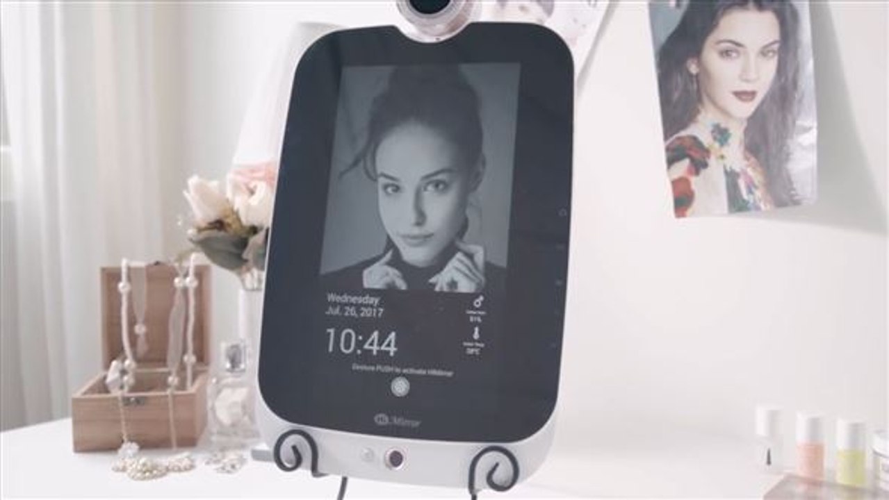 Die nackte wahrheit: gnadenloser hightech-spiegel