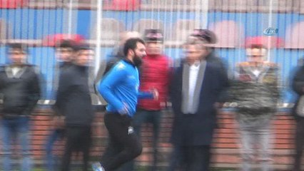 Engin Baytar, amatör lig takımında ilk idmanına çıktı