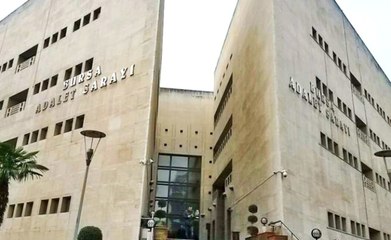 Son Dakika! Kimyasal Maddenin Bulunduğu Şişe Kırıldı, Bursa Adliyesi Boşaltıdı